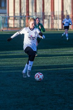 Bild 192 - Frauen SG Holstein Sued - SV Gruenweiss-Siebenbaeumen : Ergebnis: 0:2